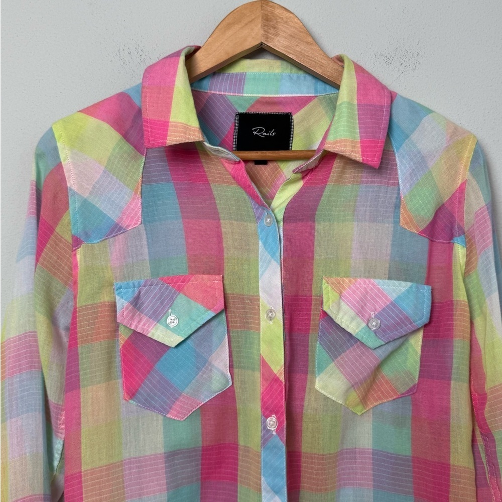 Rails Taylor Gauze‎ Button-Down Shirt in Rainbow Bright Plaid Size Small - Picture 4 of 14